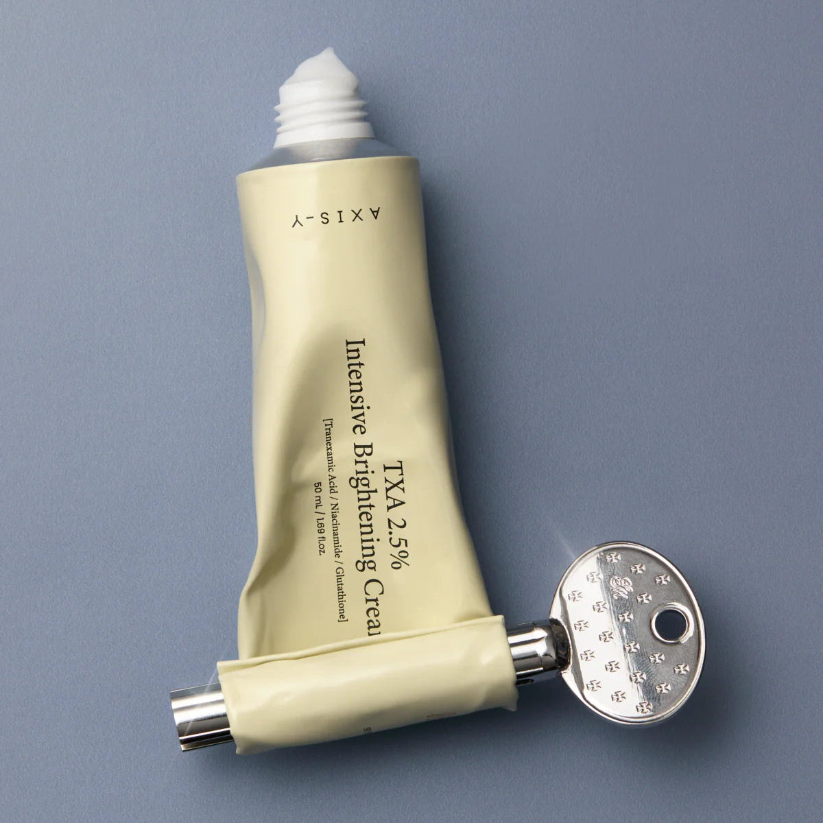 Осветляющий крем AXIS-Y TXA 2.5% Intensive Brightening Cream