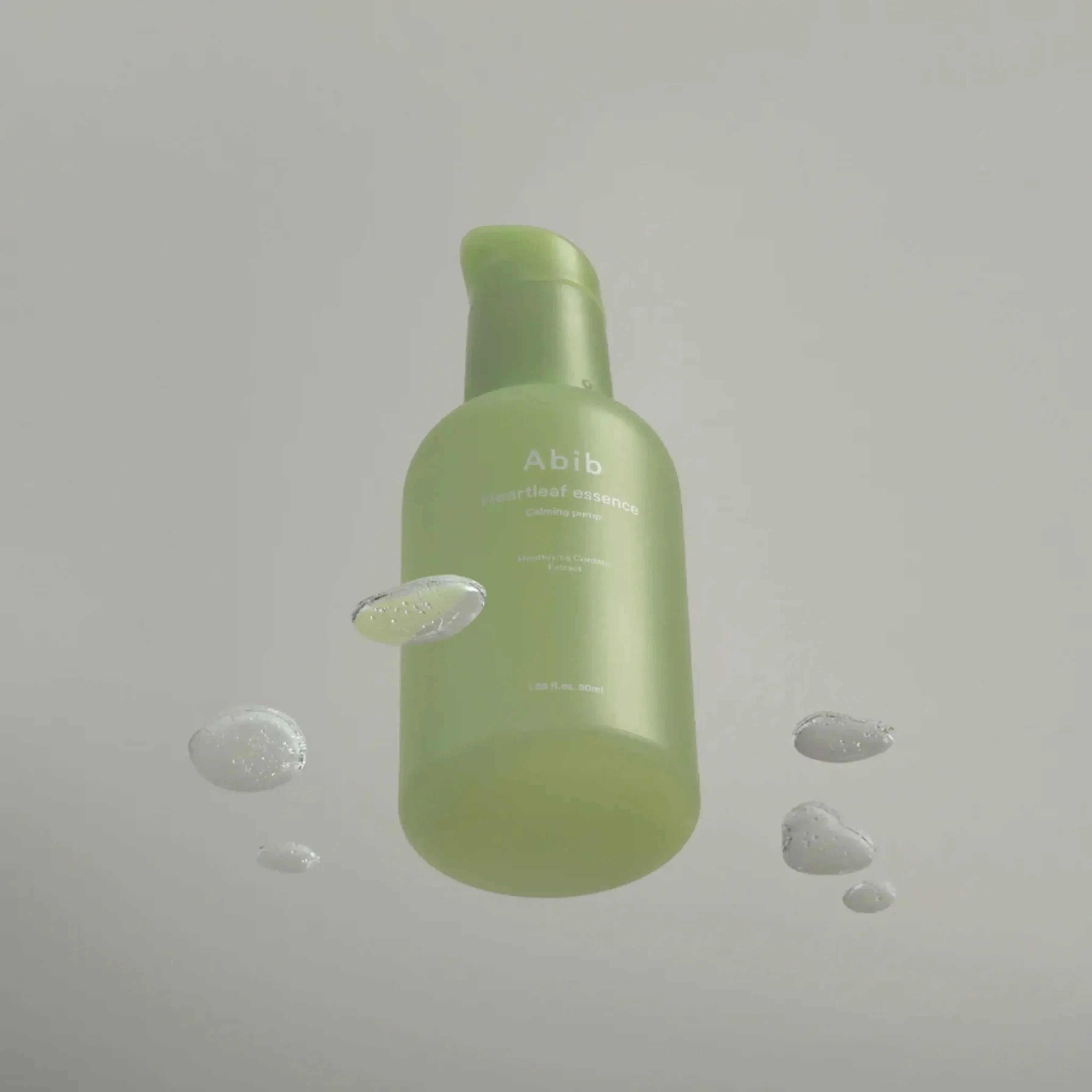 Nomierinoša ampulas esence ar houtūnijas ekstraktu Abib Heartleaf Essence Calming Pump