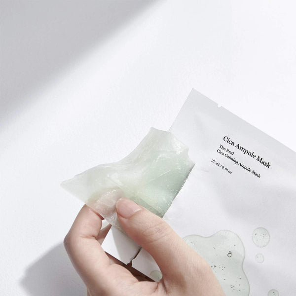 Nomierinoša auduma maska ar sastāvā iekļautu Āzijas centellu Celimax The Real Cica Calming Ampoule Mask