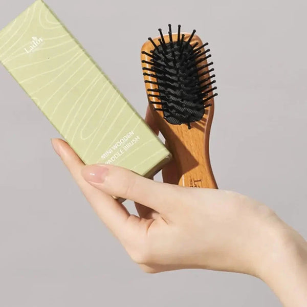 Koka ķemme priekš matiem Lador Mini Wood Paddle Brush