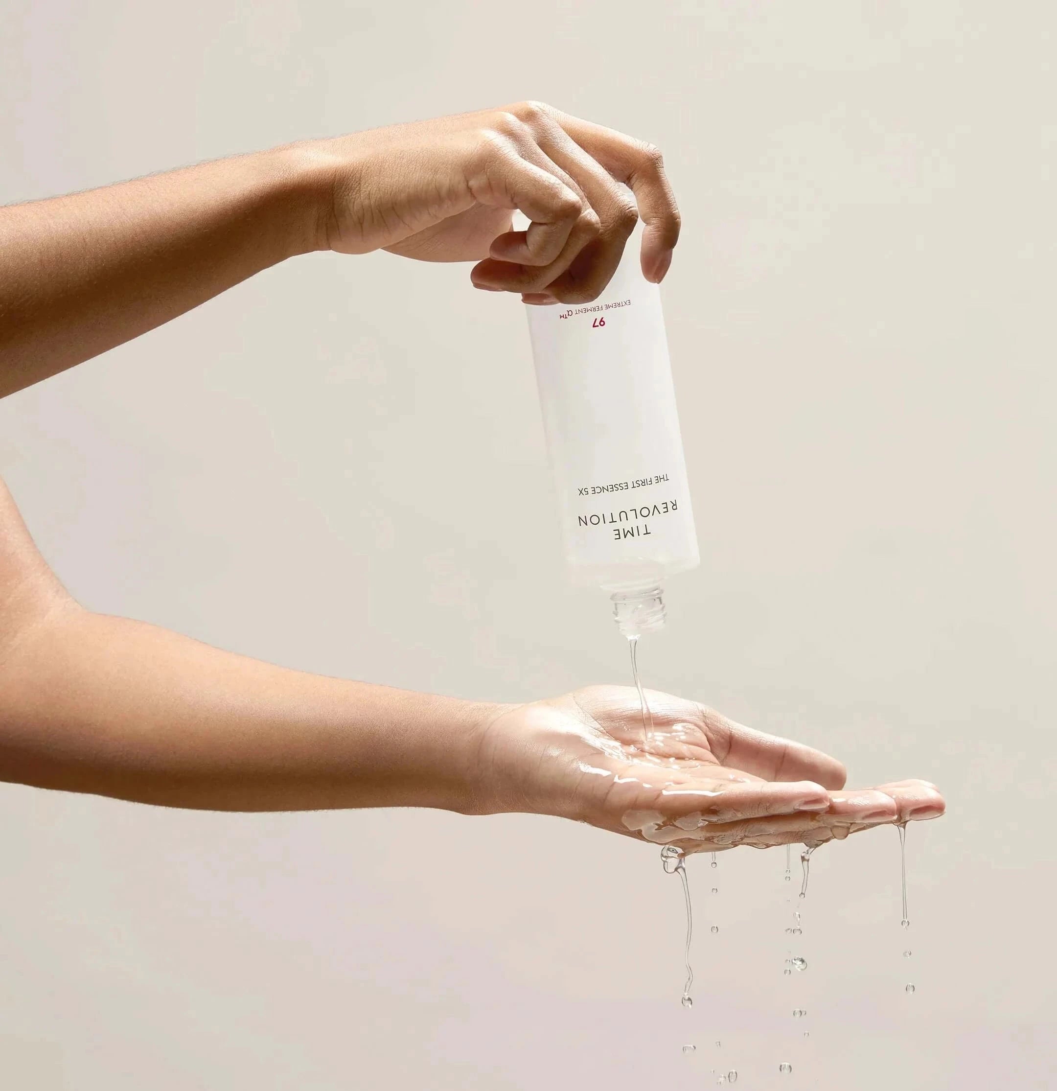 Atjauninoša esence sejai Missha Time Revolution The First Treatment Essence Rx