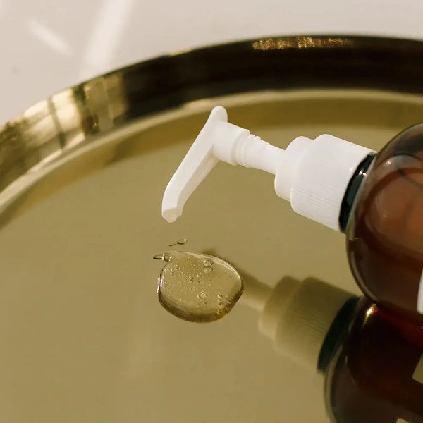 Attīrošs gels ar bifidobaktērijām Manyo Bifida Complex Ampoule Gel Cleanser