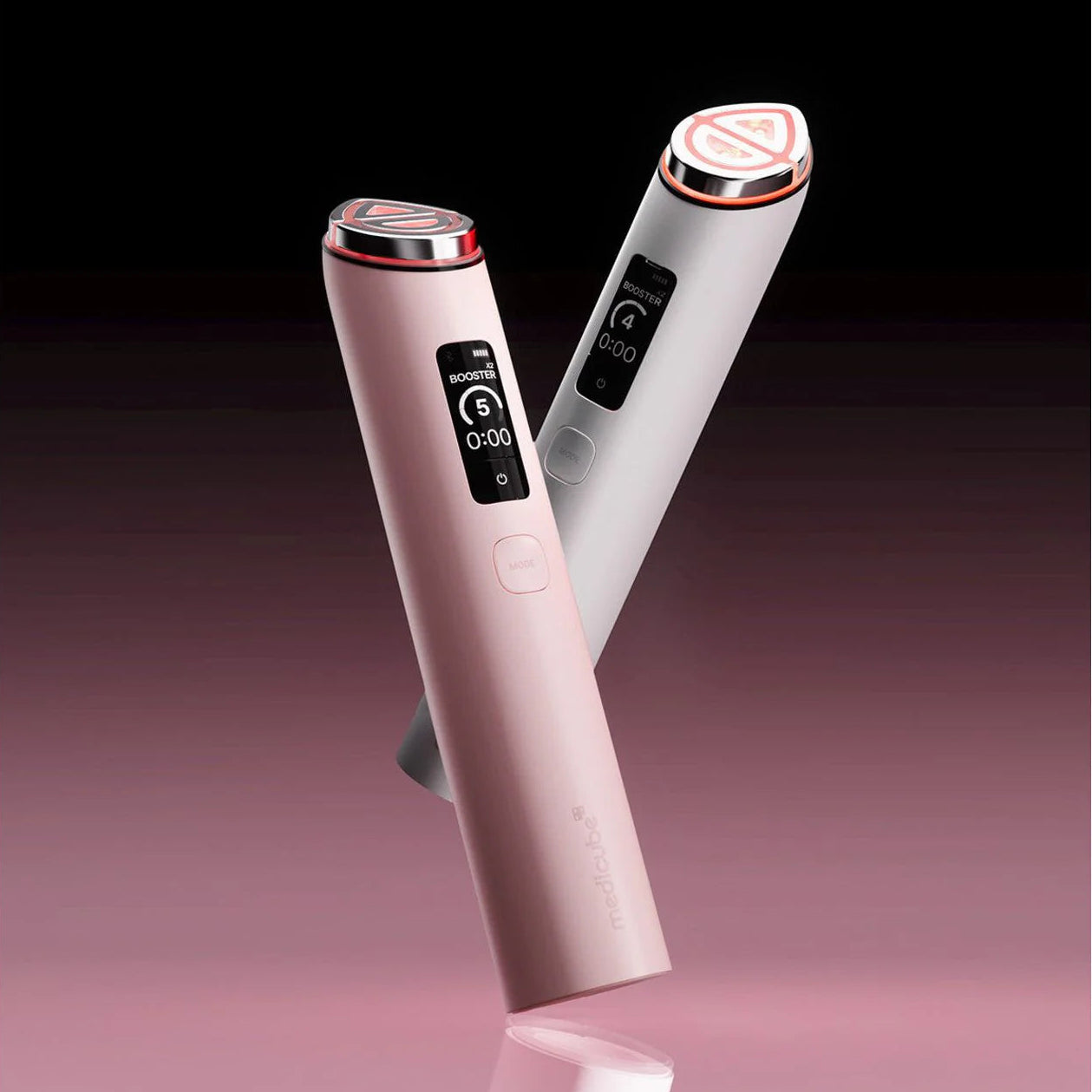 Многофункциональный микротоковый аппарат Medicube AGE-R Booster Pro X2