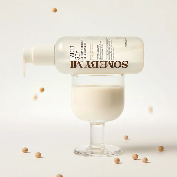 Divu tekstūru hidrolipīdu eļļa ar soju Some By Mi Lacto Soy Sebum & Blackhead Cleansing Oil