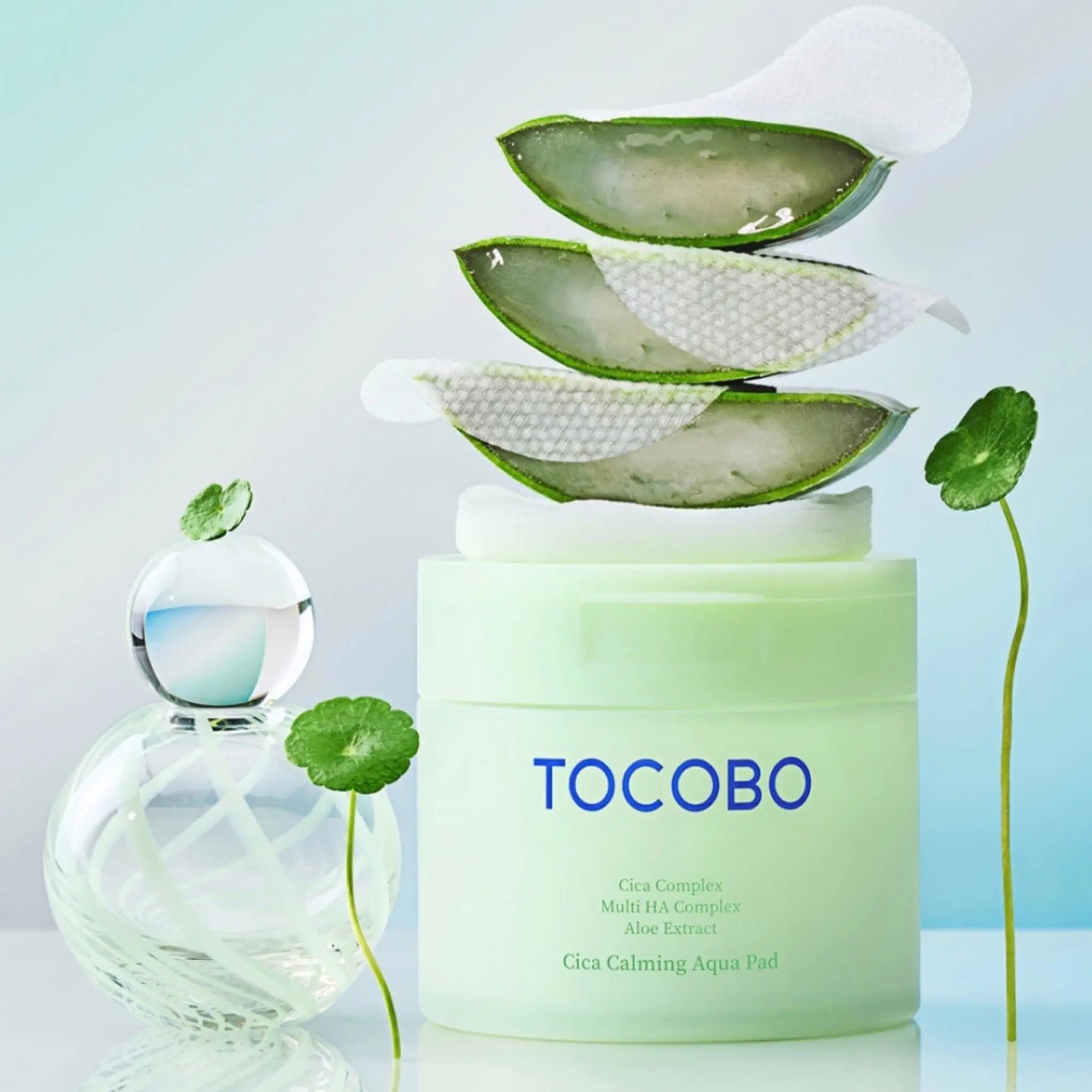 Ādu nomierinoši un mitrinoši spilventiņi ar Āzijas centellu Tocobo Cica Calming Aqua Pad