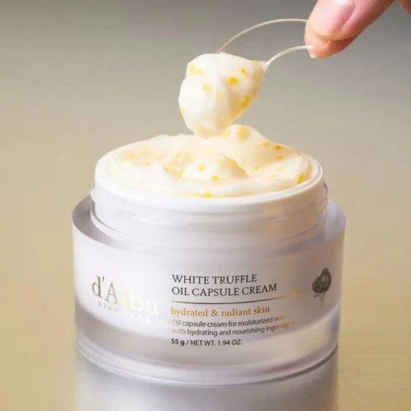 Barojošs kapsulu krēms ar C vitamīnu d'Alba White Truffle Oil Capsule Cream