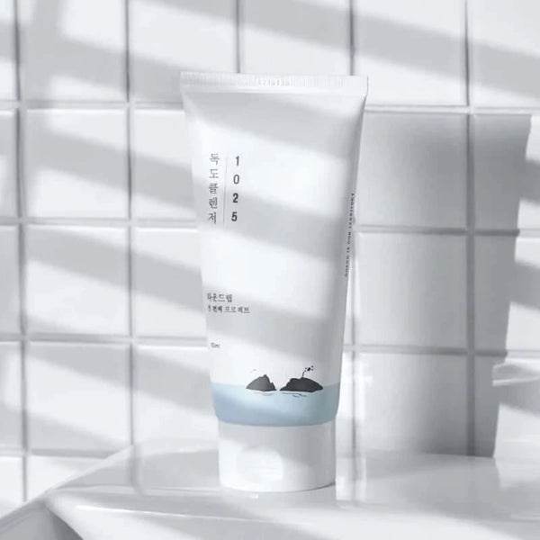 Maigas putiņas sejas mazgāšanai ar jūras ūdeni Round Lab1025 Dokdo Cleanser