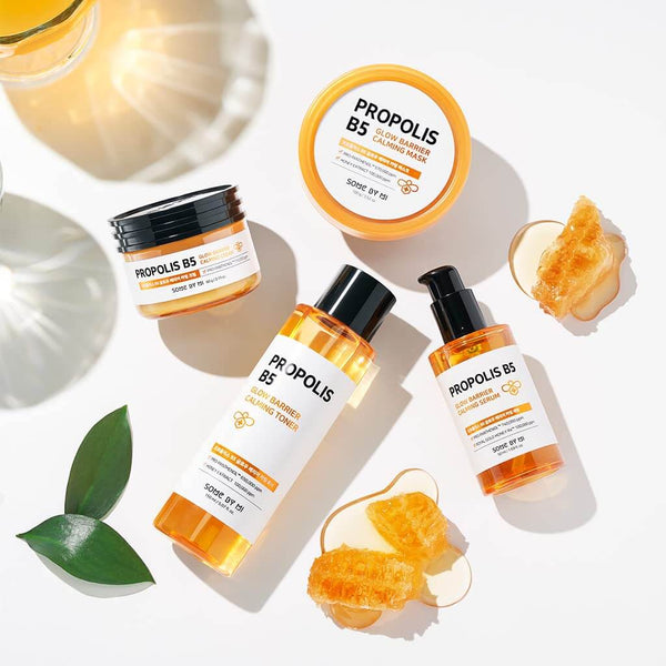 Nomierinoša maska mirdzuma piešķiršanai ar propolisu Some By Mi Propolis B5 Glow Barrier Calming Mask