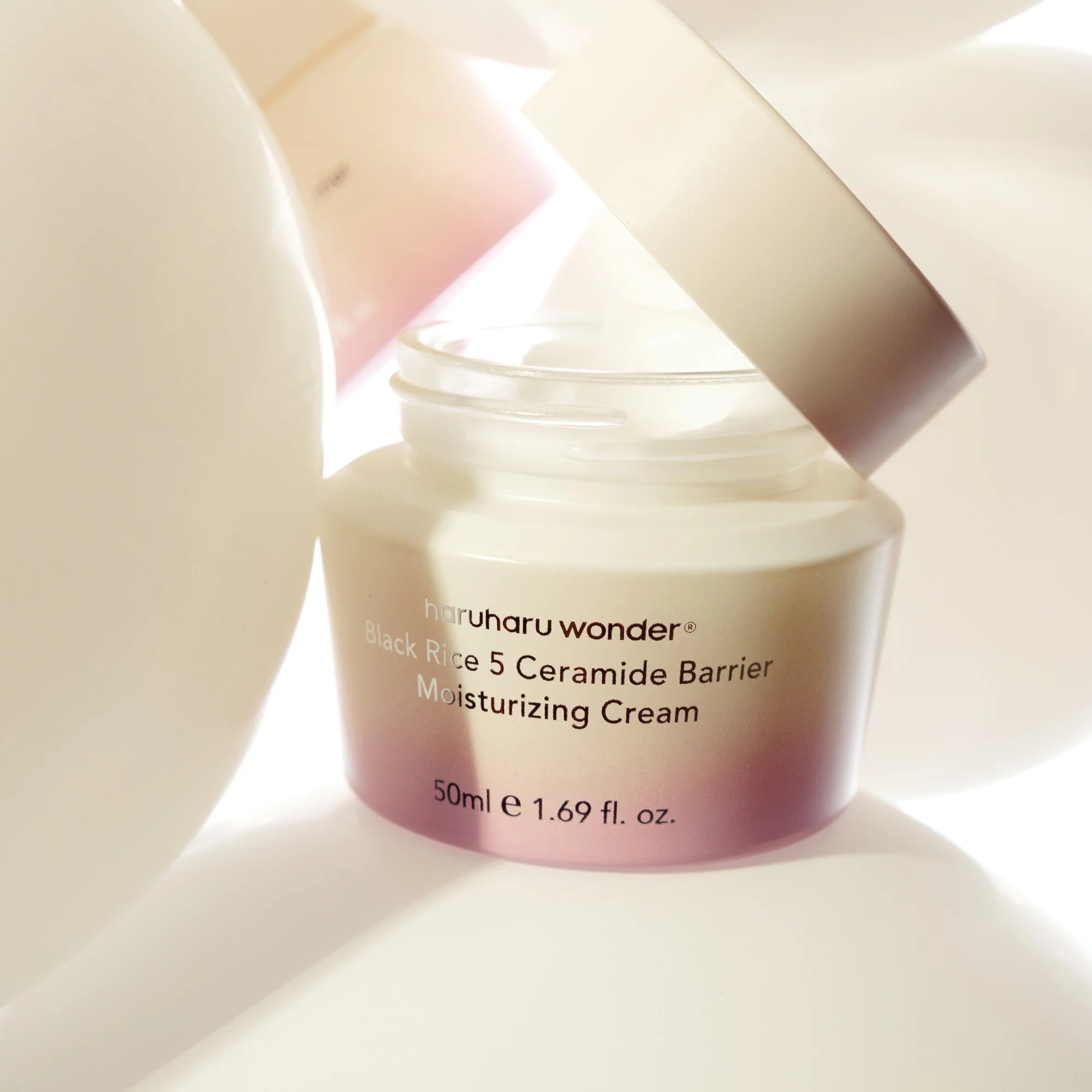 Mitrinošs krēms Haruharu Wonder Black Rice 5 Ceramide Barrier Moisturizing Cream
