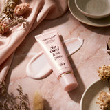 Лёгкий солнцезащитный крем Medicube Glow Collagen Sunscreen SPF50+