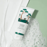Round Lab Pine Calming Cica Cleanser