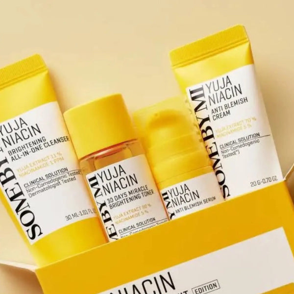 Komplekts miniatūru ar yuzu priekš toņa izlīdzināšanai Some By Mi Yuja Niacin 30 Days Brightening Starter Kit