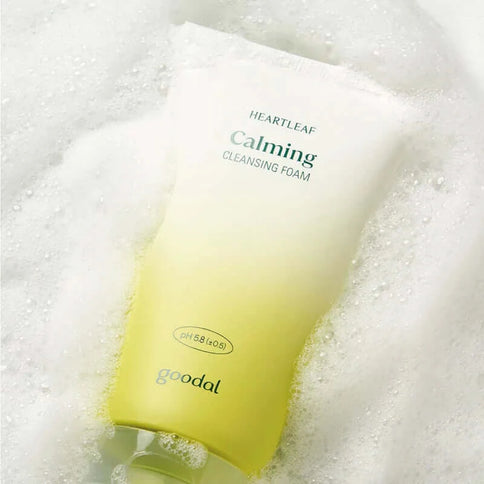 Attīrošas putiņas ar ķērsas ekstraktu GOODAL Heartleaf Calming Cleansing Foam  GOODAL   